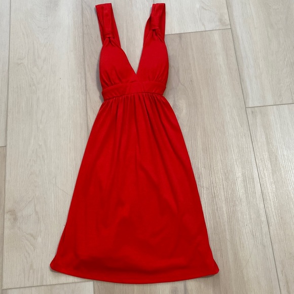 Sundress. Cool little dress to wear anytime, anywhere. - Picture 1 of 4